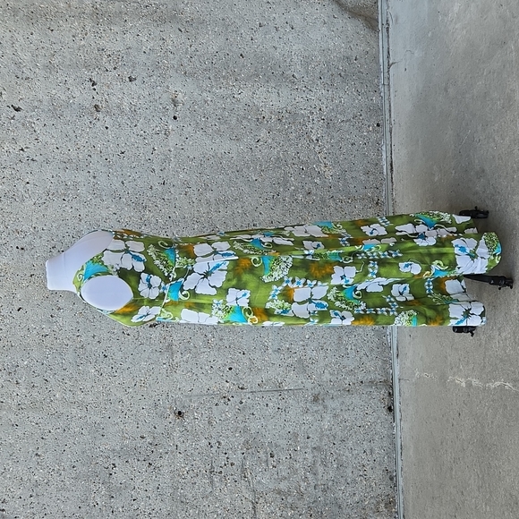 1970s Hawaiian Maxi dress - Picture 11 of 12